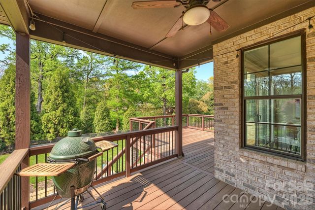 2244 Rock Creek Drive, Charlotte, NC 28226