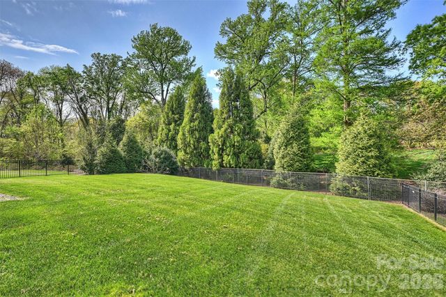 2244 Rock Creek Drive, Charlotte, NC 28226