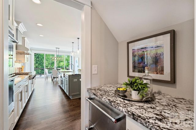 2244 Rock Creek Drive, Charlotte, NC 28226