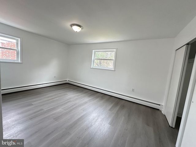 1121 SOLLY AVE, Philadelphia, PA 19111