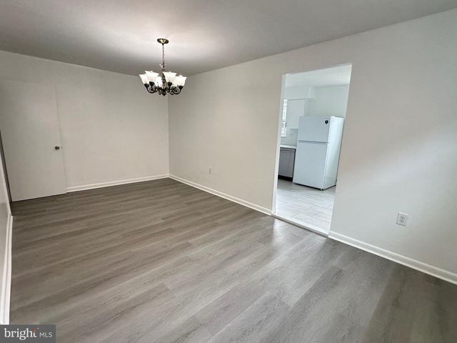 1121 SOLLY AVE, Philadelphia, PA 19111