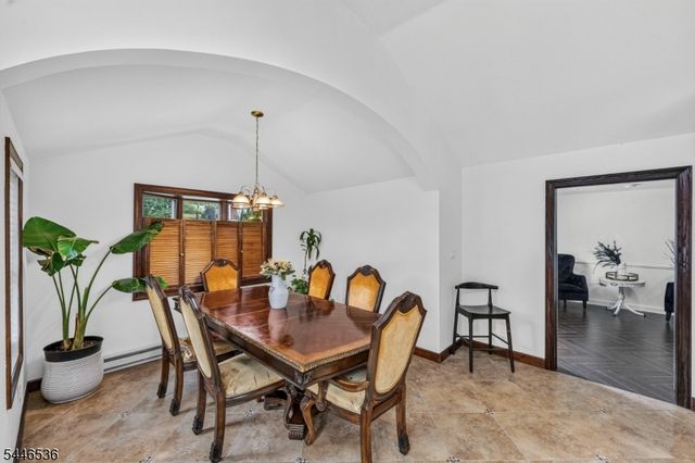 36 Lebanon Trl, Hopatcong Boro, NJ 07843