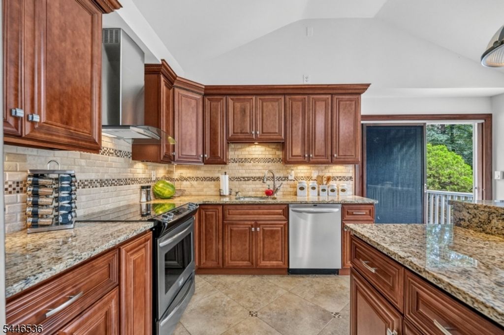 36 Lebanon Trl, Hopatcong Boro, NJ 07843 — photo 4