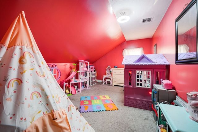 402 Cottage St, New Bedford, MA 02740