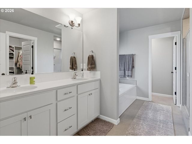 2635 Nw 6TH Ave, Battle Ground, WA 98604