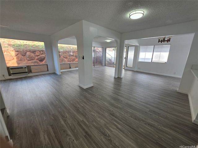 94-650 Nuao Place, Waipahu, HI 96797