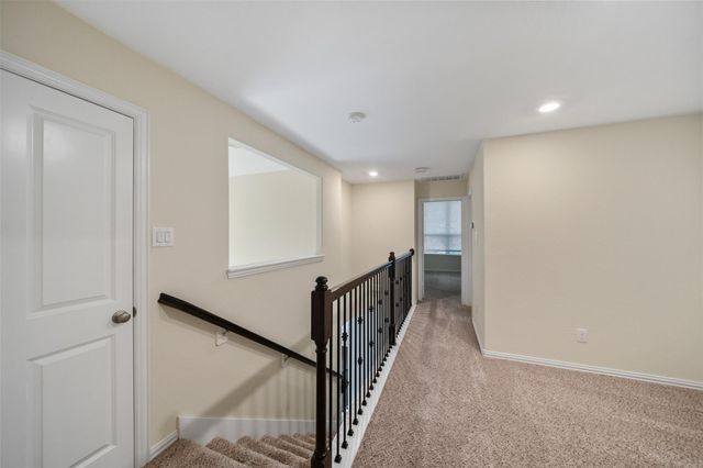 708 Ivory Manor Drive, Houston, TX 77018