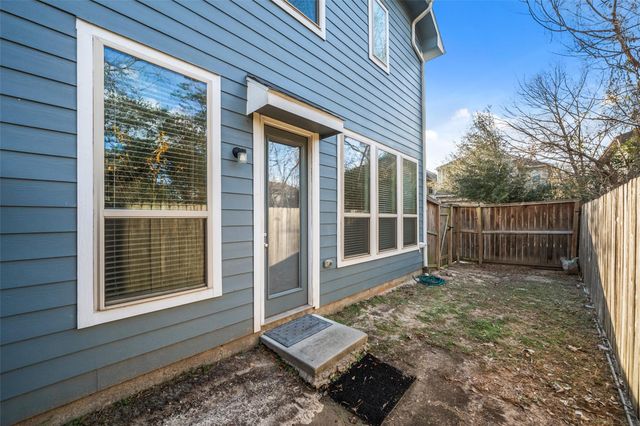 708 Ivory Manor Drive, Houston, TX 77018