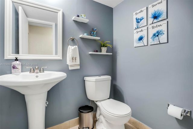 9210 Fontainebleau Blvd 104, Miami, FL 33172