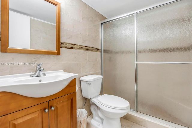 9210 Fontainebleau Blvd 104, Miami, FL 33172