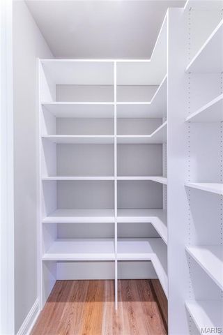 439 Landscape Court, Webster Groves, MO 63119