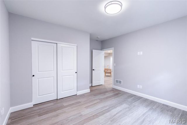 439 Landscape Court, Webster Groves, MO 63119