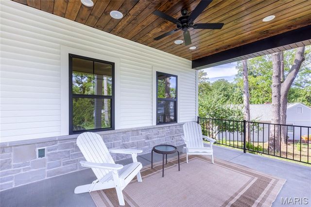 439 Landscape Court, Webster Groves, MO 63119