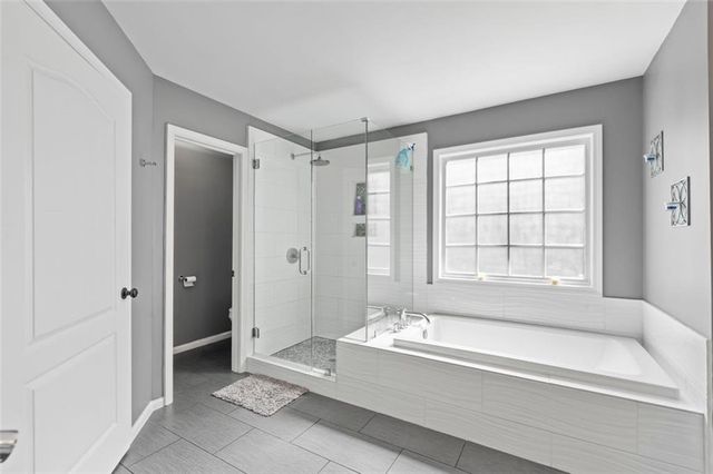 4405 RED ROCK Point, Suwanee, GA 30024