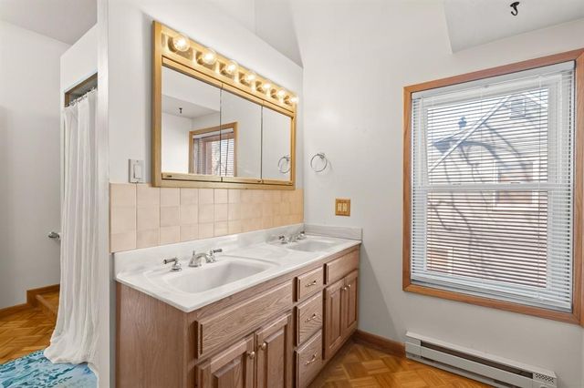 3116 52nd Street, Des Moines, IA 50310