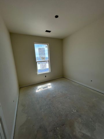 3524 Helena Street, Gainesville, TX 76240