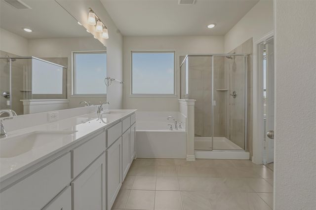 3524 Helena Street, Gainesville, TX 76240