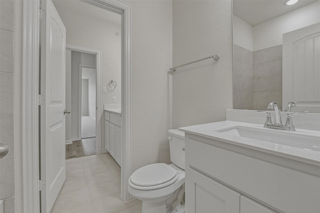 3524 Helena Street, Gainesville, TX 76240