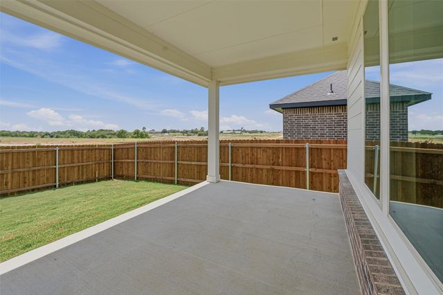 3524 Helena Street, Gainesville, TX 76240