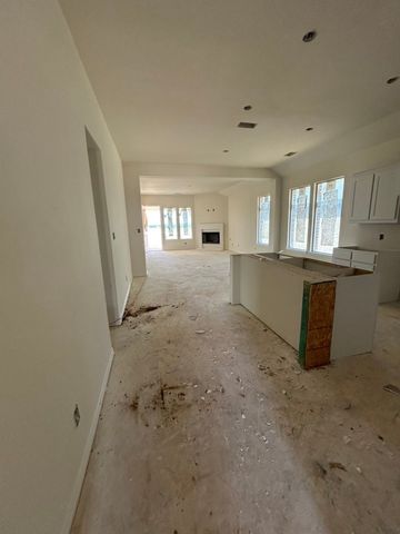 3524 Helena Street, Gainesville, TX 76240
