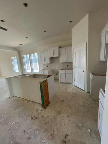 3524 Helena Street, Gainesville, TX 76240