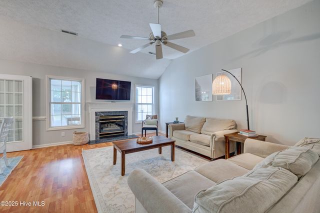 6420 Old Fort Road, Wilmington, NC 28411