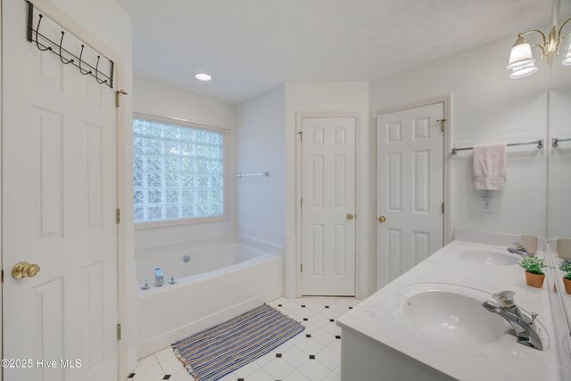6420 Old Fort Road, Wilmington, NC 28411
