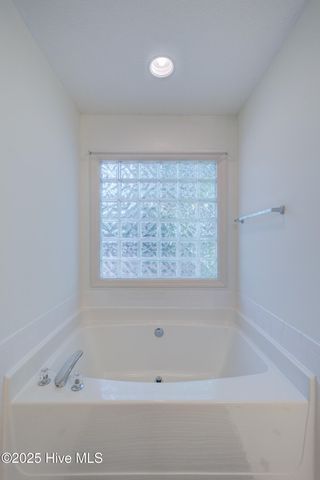6420 Old Fort Road, Wilmington, NC 28411