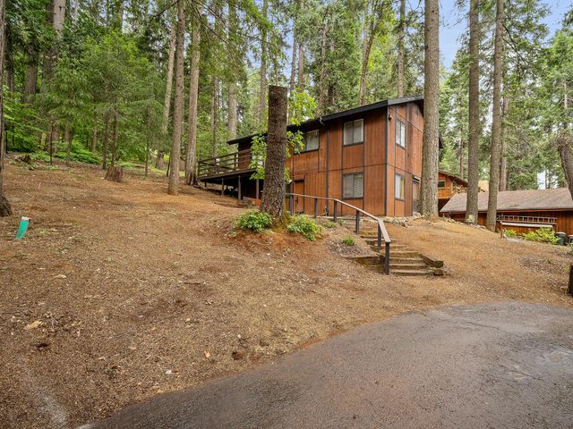 6758 Onyx Trl, Pollock Pines, CA 95726
