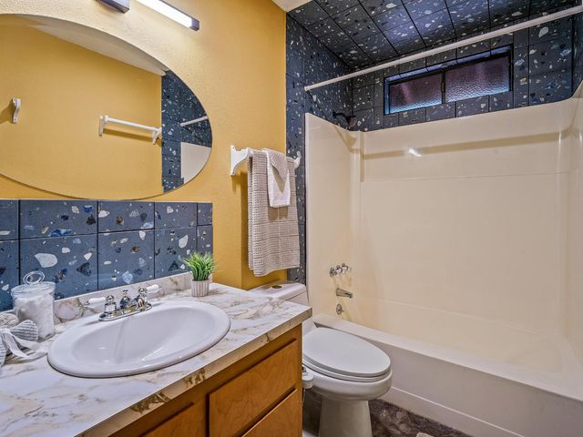 6758 Onyx Trl, Pollock Pines, CA 95726