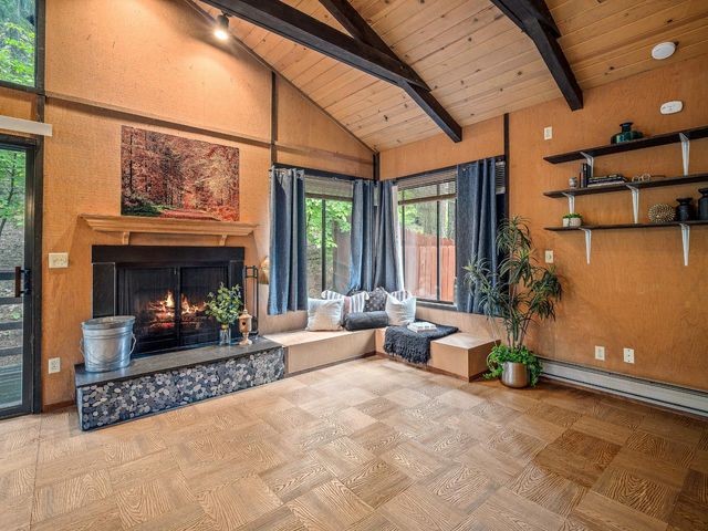 6758 Onyx Trl, Pollock Pines, CA 95726