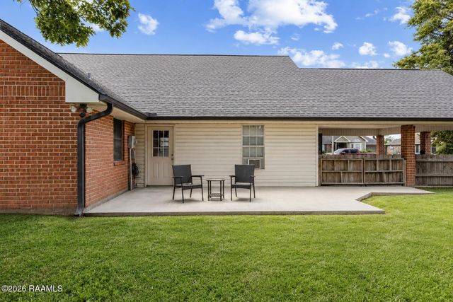 400 Rue Colombe, Carencro, LA 70520