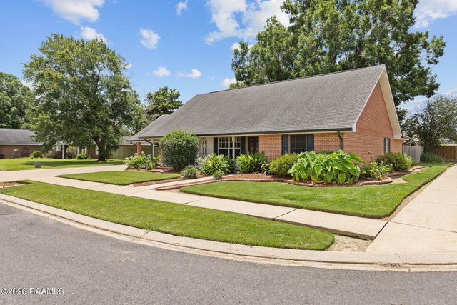 400 Rue Colombe, Carencro, LA 70520