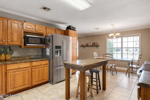 400 Rue Colombe, Carencro, LA 70520