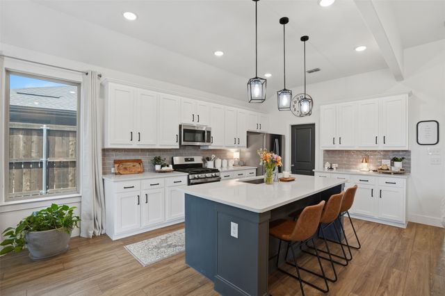 552 Taylor Drive, Rockwall, TX 75087