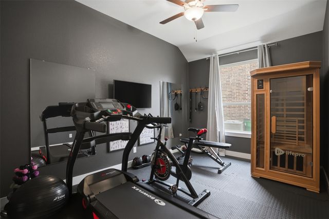 552 Taylor Drive, Rockwall, TX 75087