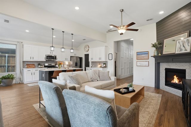 552 Taylor Drive, Rockwall, TX 75087