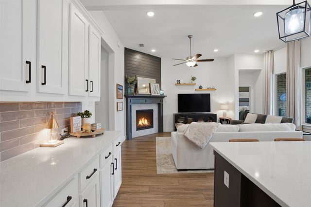 552 Taylor Drive, Rockwall, TX 75087