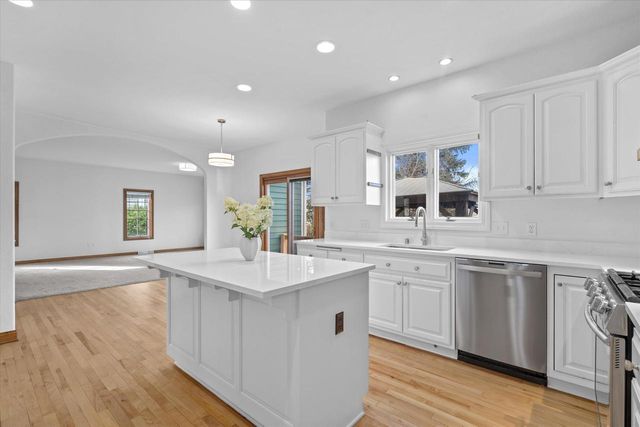 N31W7296 Lincoln BOULEVARD, Cedarburg, WI 53012