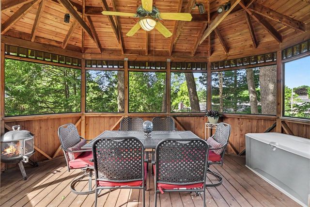 7618 Hampton Oaks Drive, Portage, MI 49024