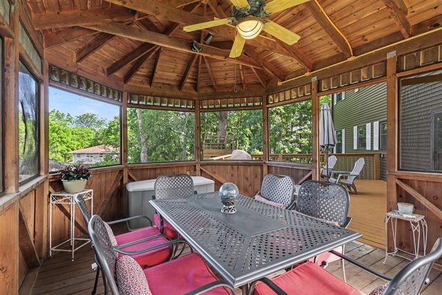 7618 Hampton Oaks Drive, Portage, MI 49024
