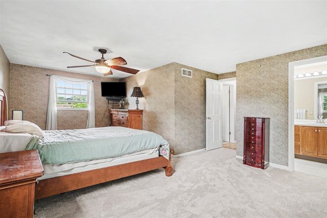7618 Hampton Oaks Drive, Portage, MI 49024