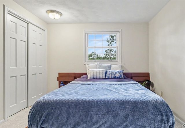 7618 Hampton Oaks Drive, Portage, MI 49024