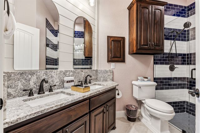 245 Prairie Oak Court, Burleson, TX 76028