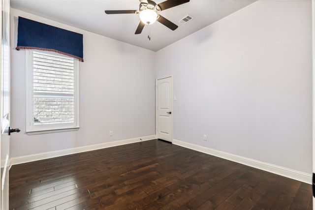 245 Prairie Oak Court, Burleson, TX 76028