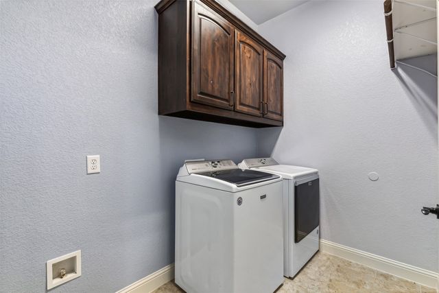 245 Prairie Oak Court, Burleson, TX 76028