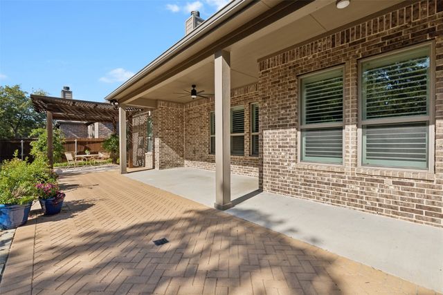 245 Prairie Oak Court, Burleson, TX 76028