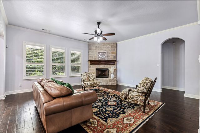 245 Prairie Oak Court, Burleson, TX 76028