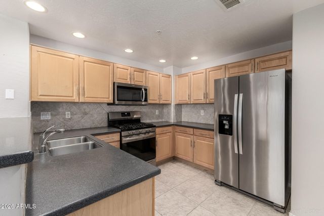 19700 N 76TH Street 2150, Scottsdale, AZ 85255