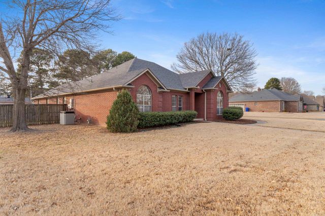 1655 Chicot Drive, Conway, AR 72034